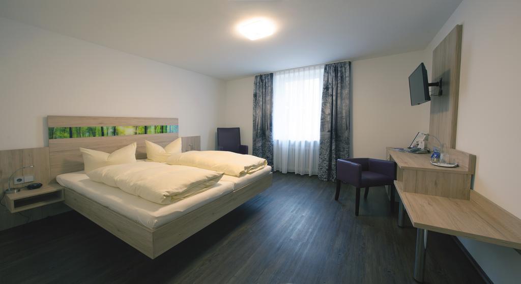 Hotel Zur Pfalz كاندل المظهر الخارجي الصورة